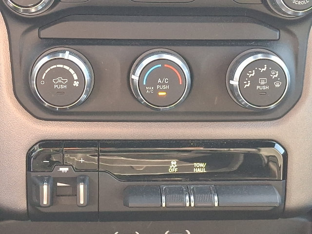 Used 2020 RAM 1500 Big Horn AWD/4WD image 15