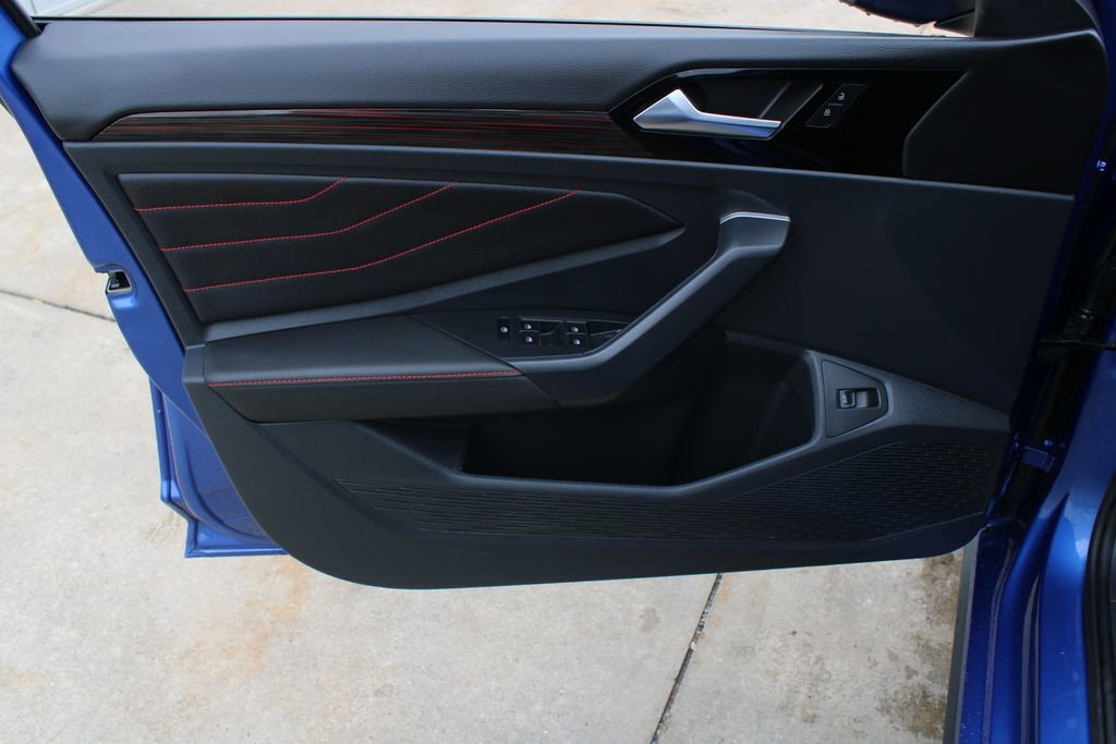 Certified 2024 Volkswagen Jetta GLI 40th Anniversary Edition image 9