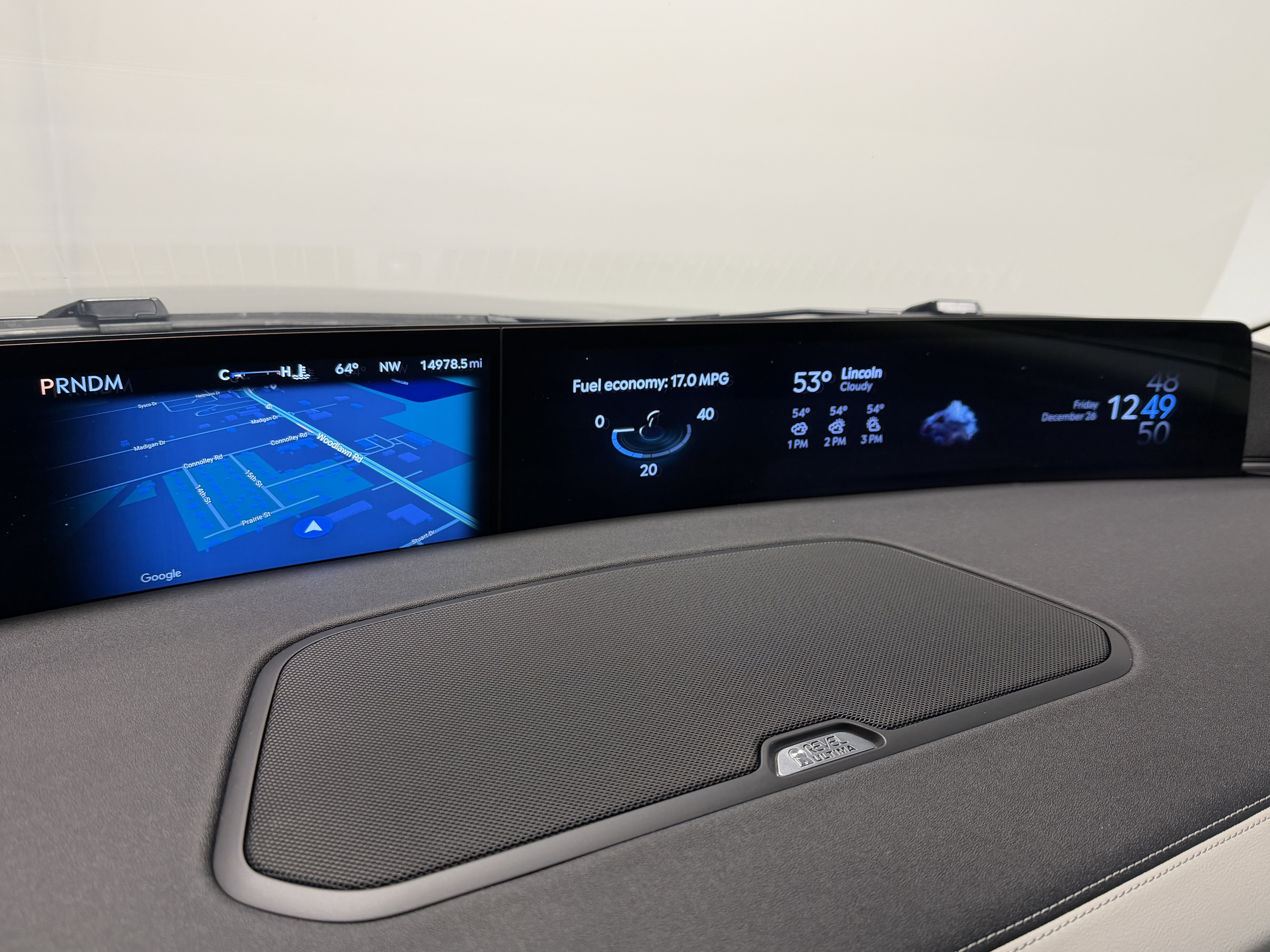 Used 2025 Lincoln Navigator Reserve image 12