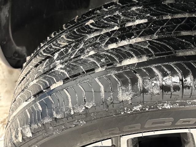 Used 2024 Jeep Compass Limited w/ Sun and Sound Group image 35