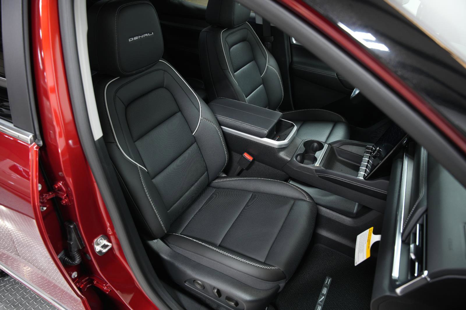 New 2026 GMC Terrain Denali image 18