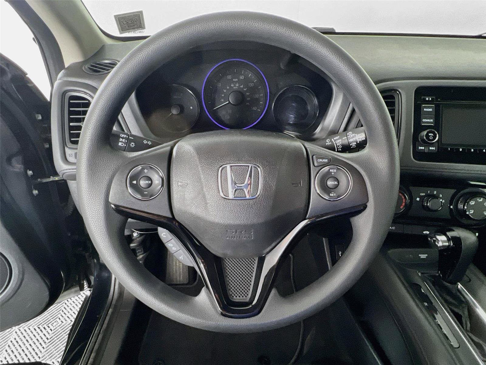 Used 2018 Honda HR-V LX image 11