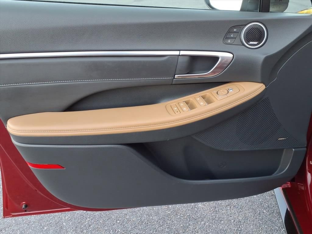 Used 2023 Hyundai Sonata Limited FWD image 15