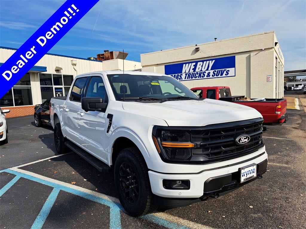 New 2025 Ford F150 XLT w/ Equipment Group 302A MID