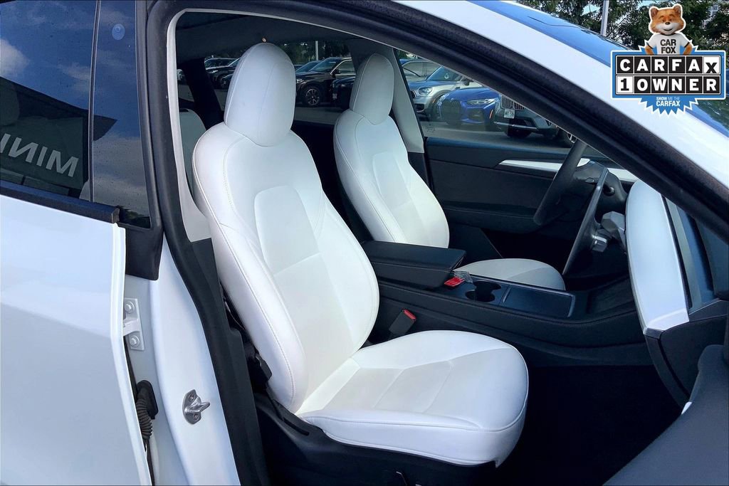 Used 2023 Tesla Model Y Performance image 7