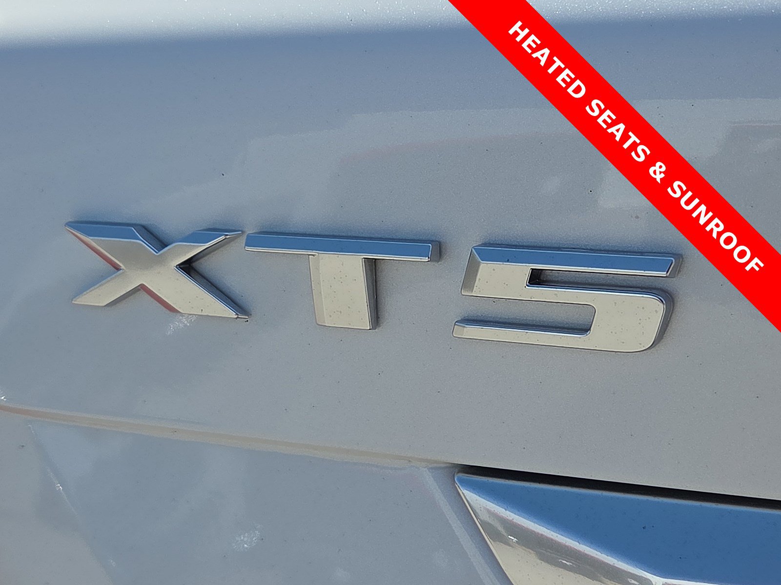 Used 2019 Cadillac XT5 Luxury FWD image 8