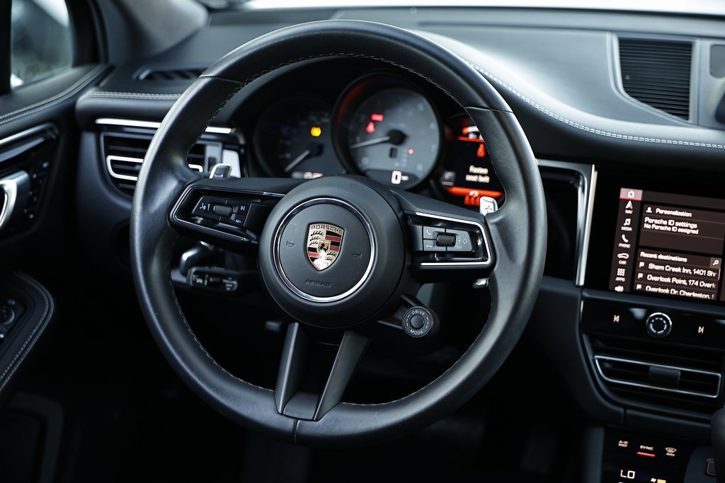Used 2023 Porsche Macan S image 30