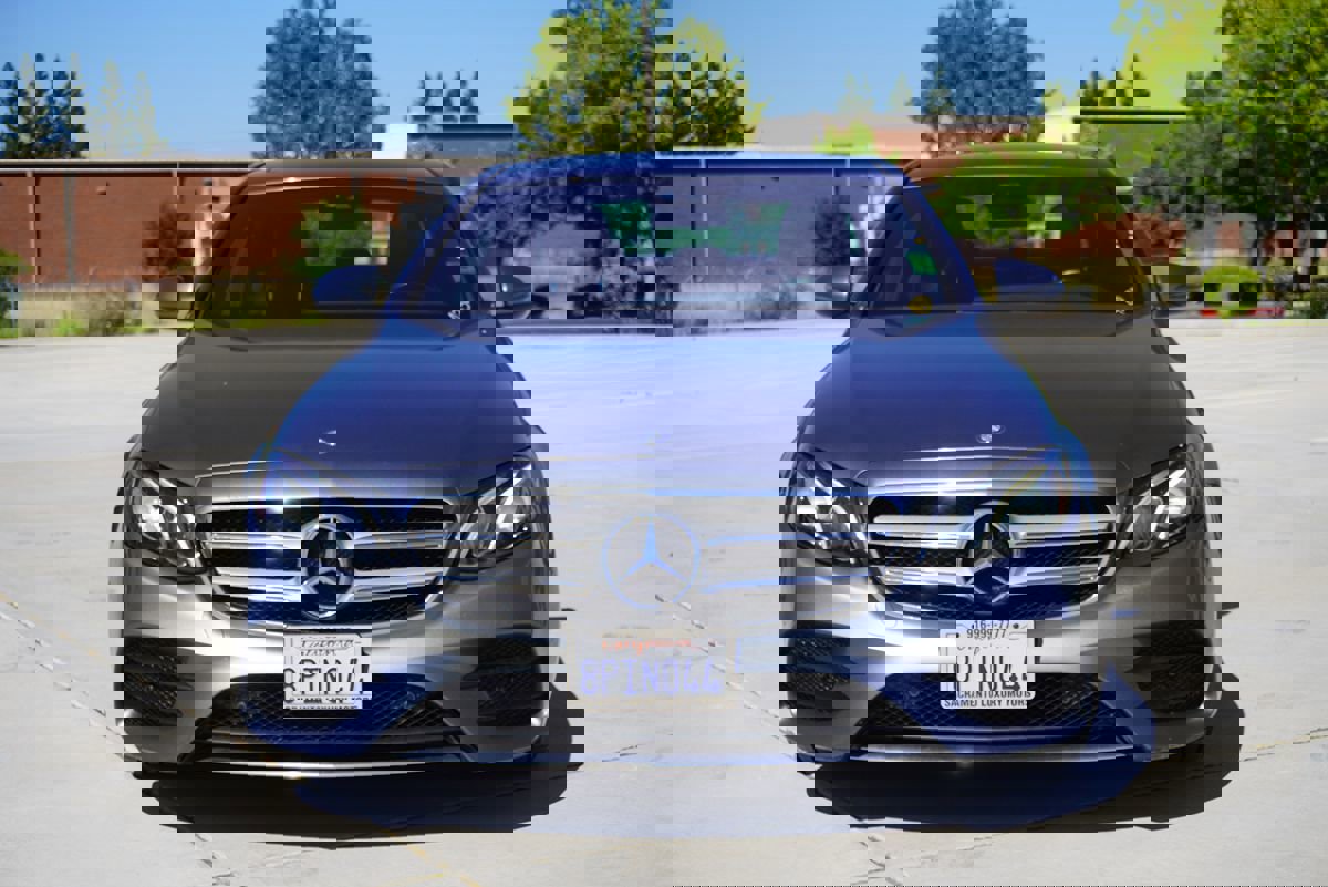 Used 2017 Mercedes-Benz E 300 image 5