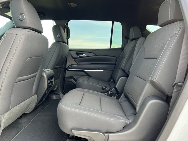 New 2026 Chevrolet Traverse LT w/ Midnight/Sport Edition AWD/4WD image 8