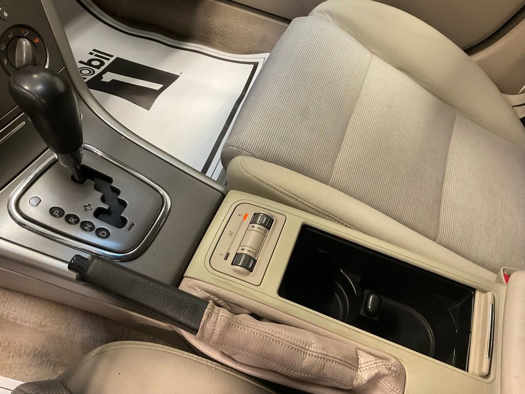 Used 2007 Subaru Outback 2.5i image 11