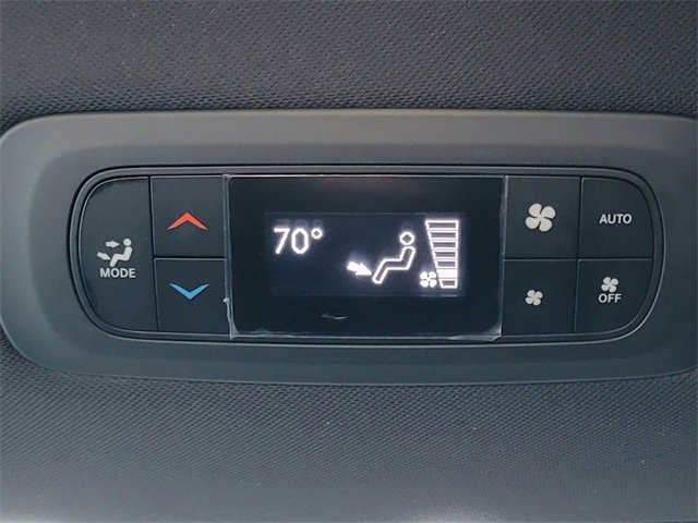 Certified 2024 Chrysler Pacifica Touring-L w/ S Appearance Package image 8