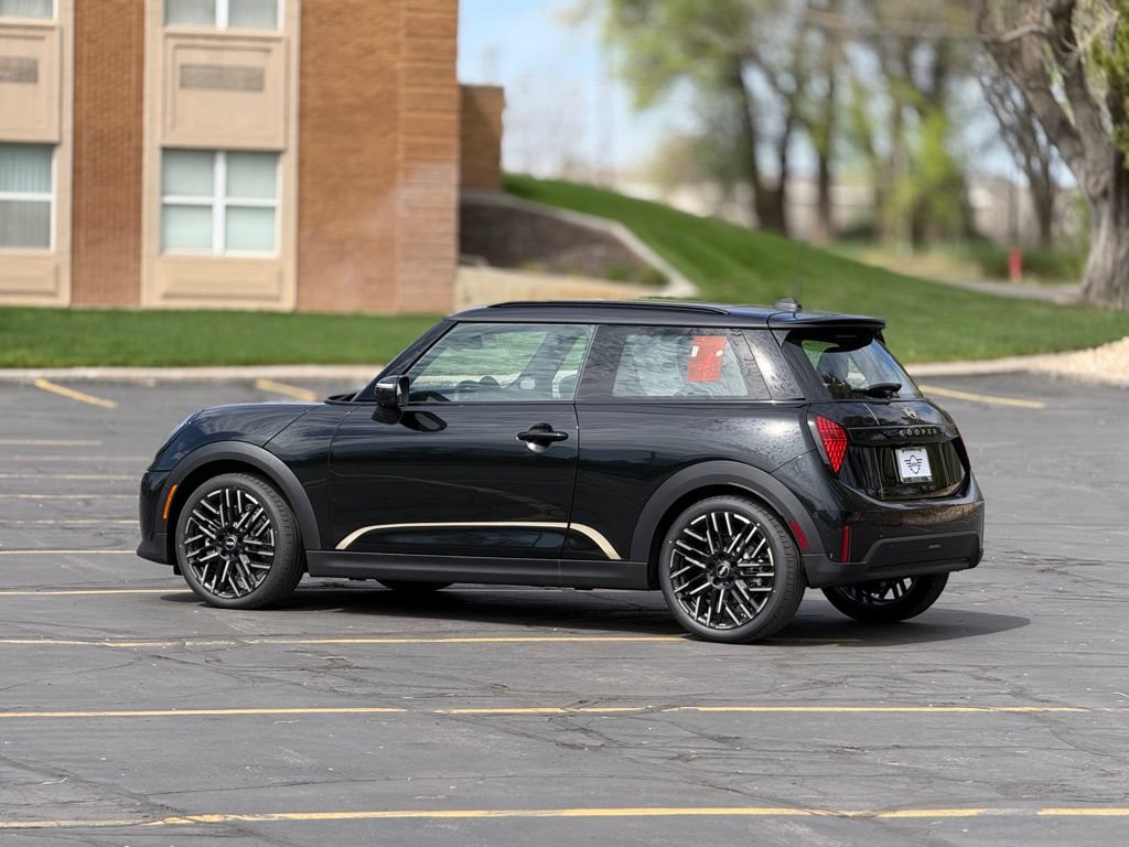 New 2026 MINI Cooper S FWD image 7