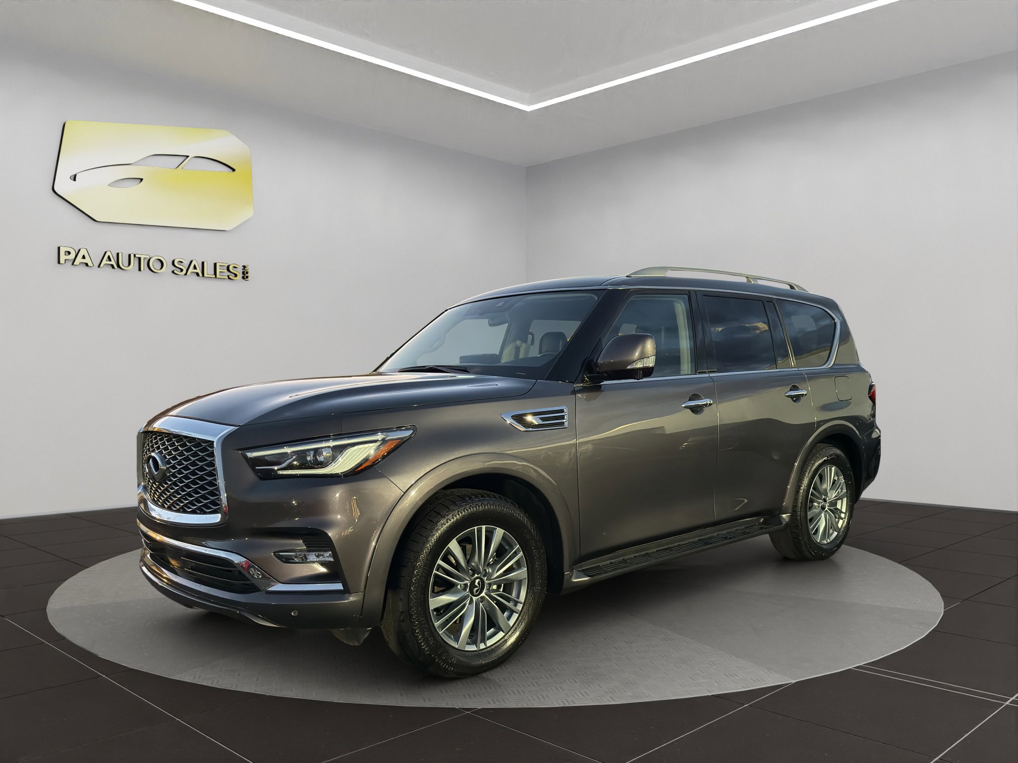 Used 2024 INFINITI QX80 Luxe image 3