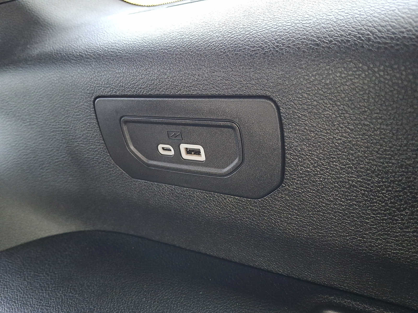 Certified 2023 Jeep Grand Cherokee L Laredo AWD/4WD image 11