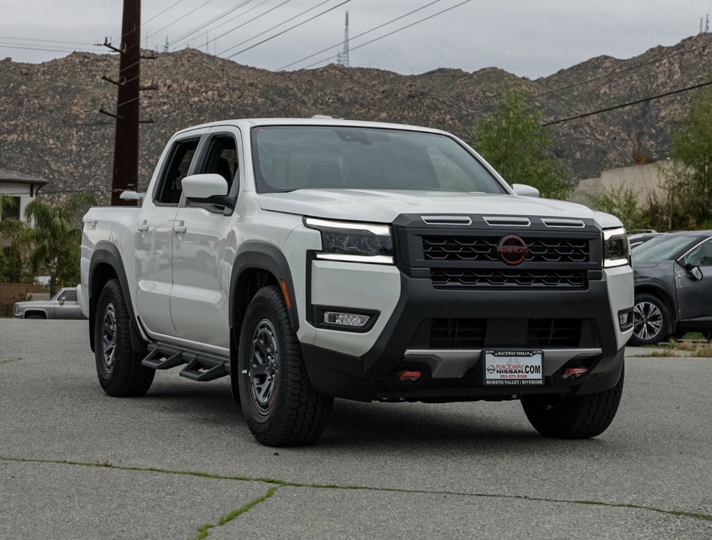 New 2026 Nissan Frontier Pro-X image 2