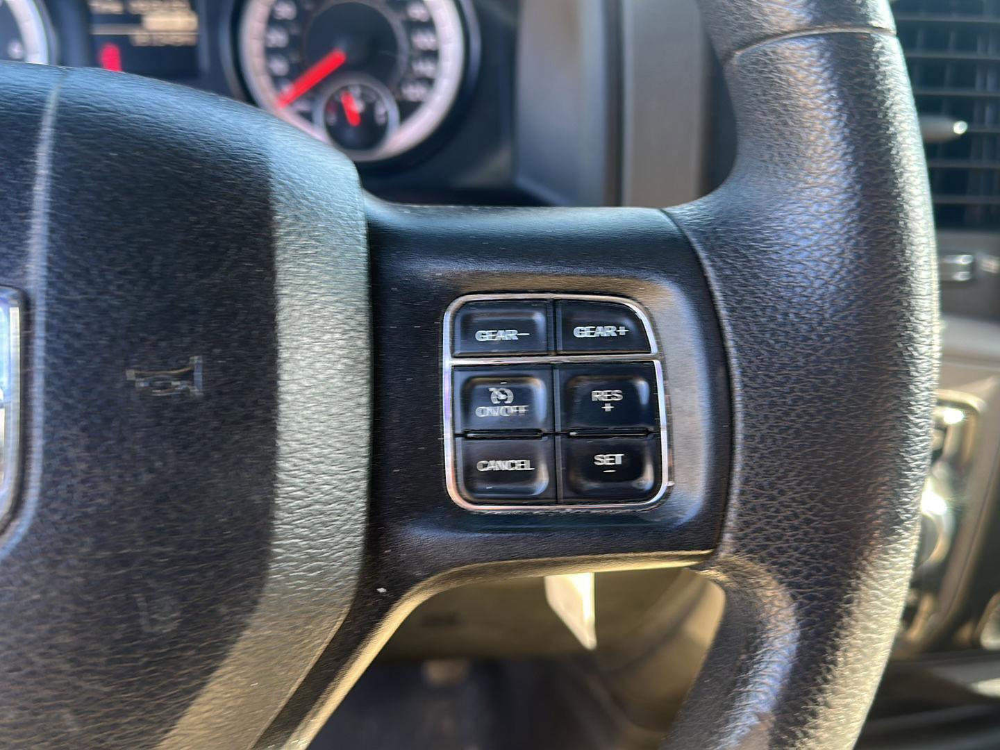 Used 2018 RAM 1500 Express w/ Express Value Package AWD/4WD image 12