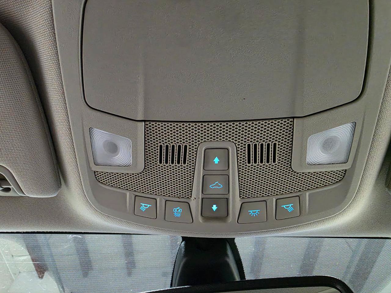 Used 2019 Ford Fusion SEL FWD image 39