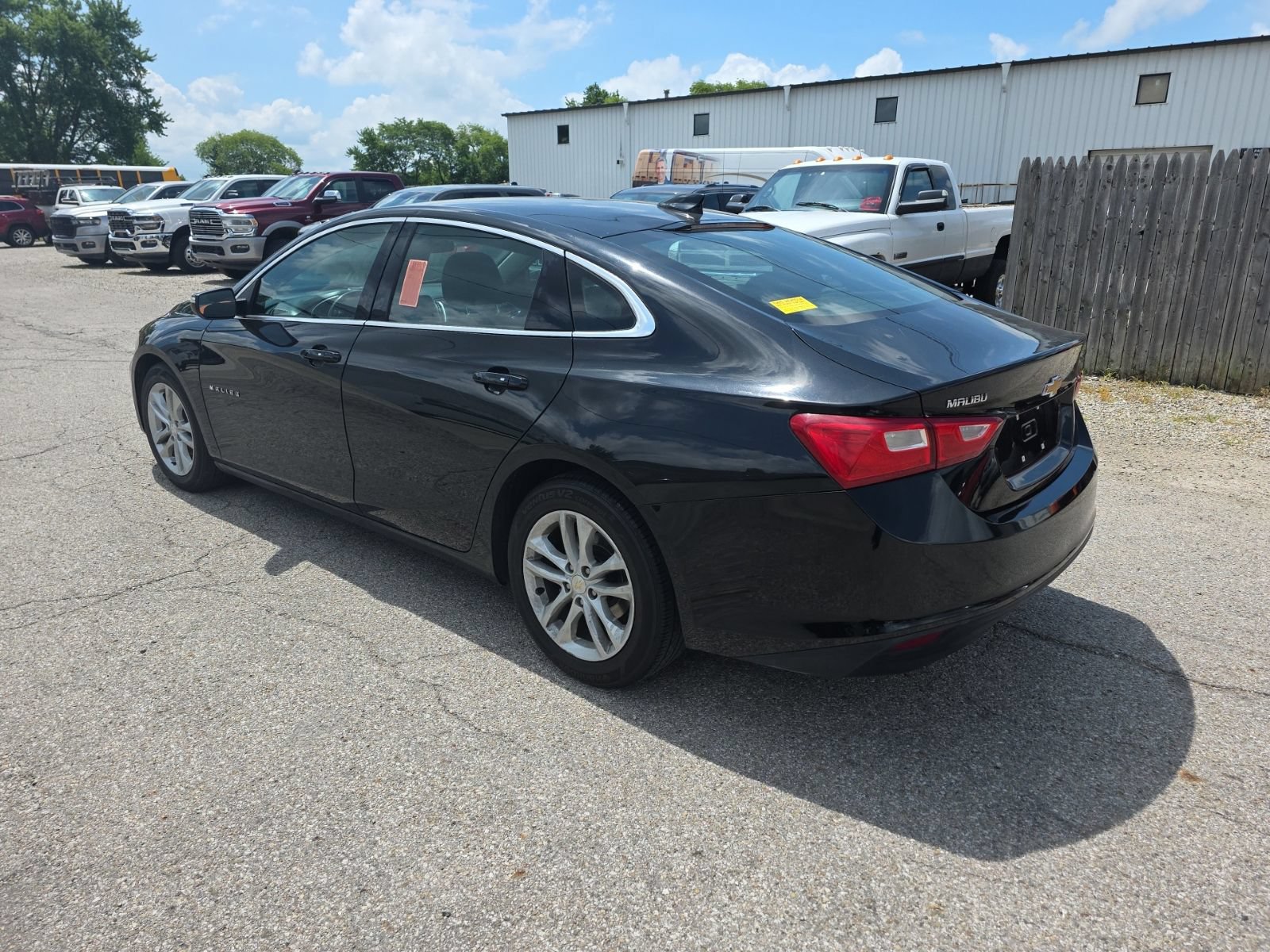 Used 2018 Chevrolet Malibu LT FWD image 7