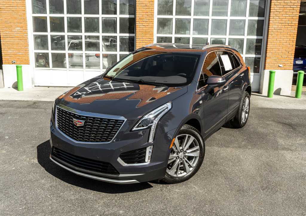 Used 2024 Cadillac XT5 Premium Luxury w/ LPO, Floor Liner Package AWD/4WD image 2