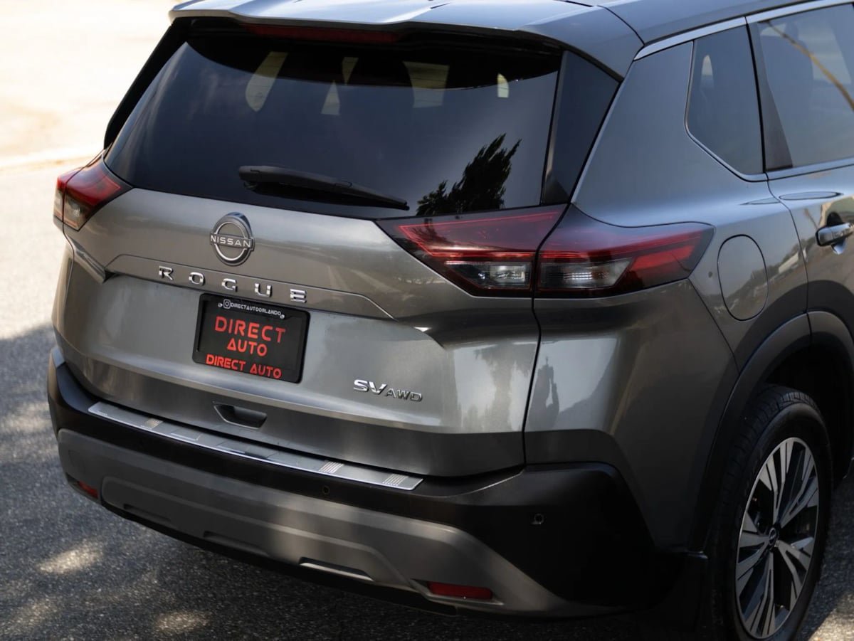 Used 2023 Nissan Rogue SV AWD/4WD image 8