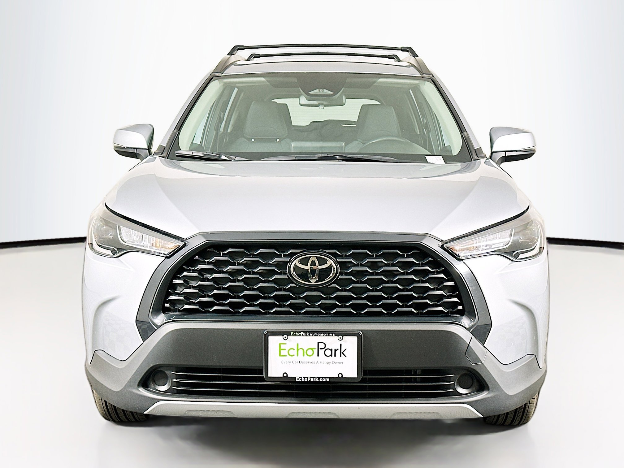 Used 2024 Toyota Corolla Cross LE w/ Black Badges Package (TMS) image 2