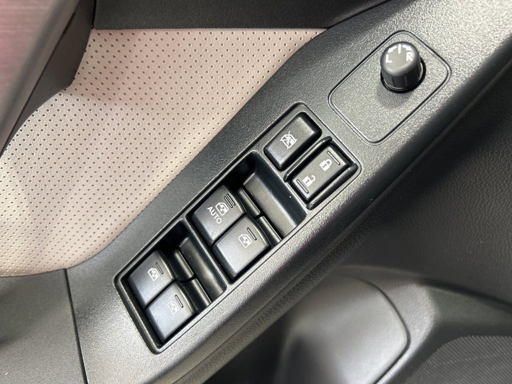 Used 2015 Subaru Forester 2.5i Limited w/ Protection Package #2 image 18