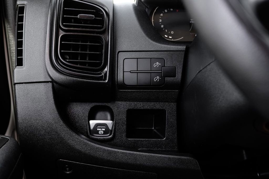 Used 2023 RAM ProMaster 2500 image 24