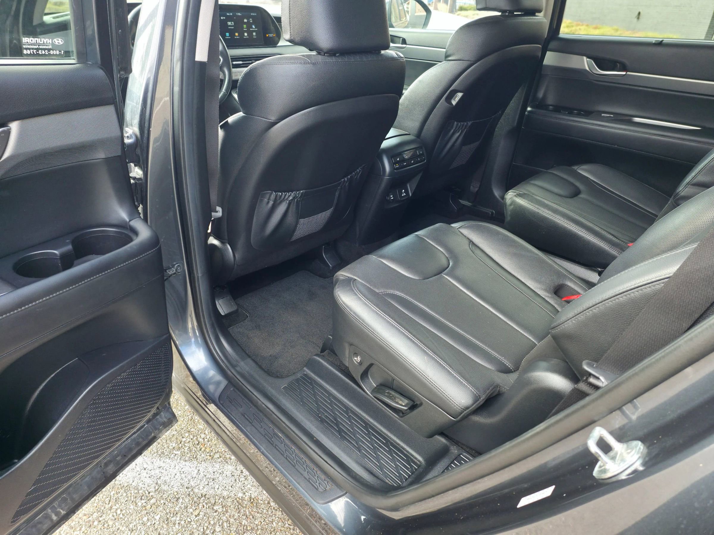 Used 2020 Hyundai Palisade SEL w/ Premium Package image 33