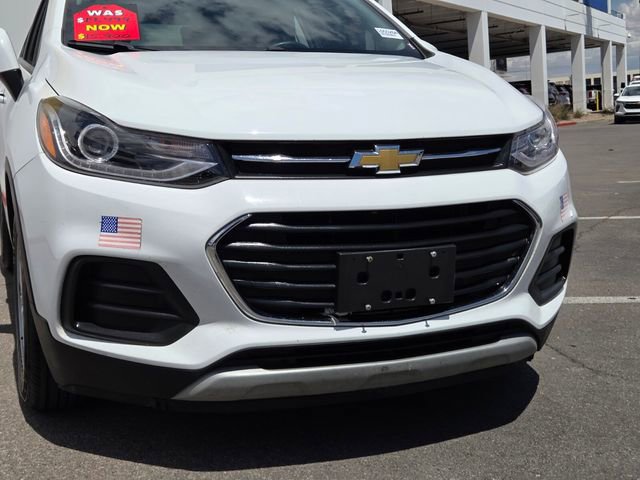 Certified 2022 Chevrolet Trax LT w/ LT Convenience Package FWD image 8