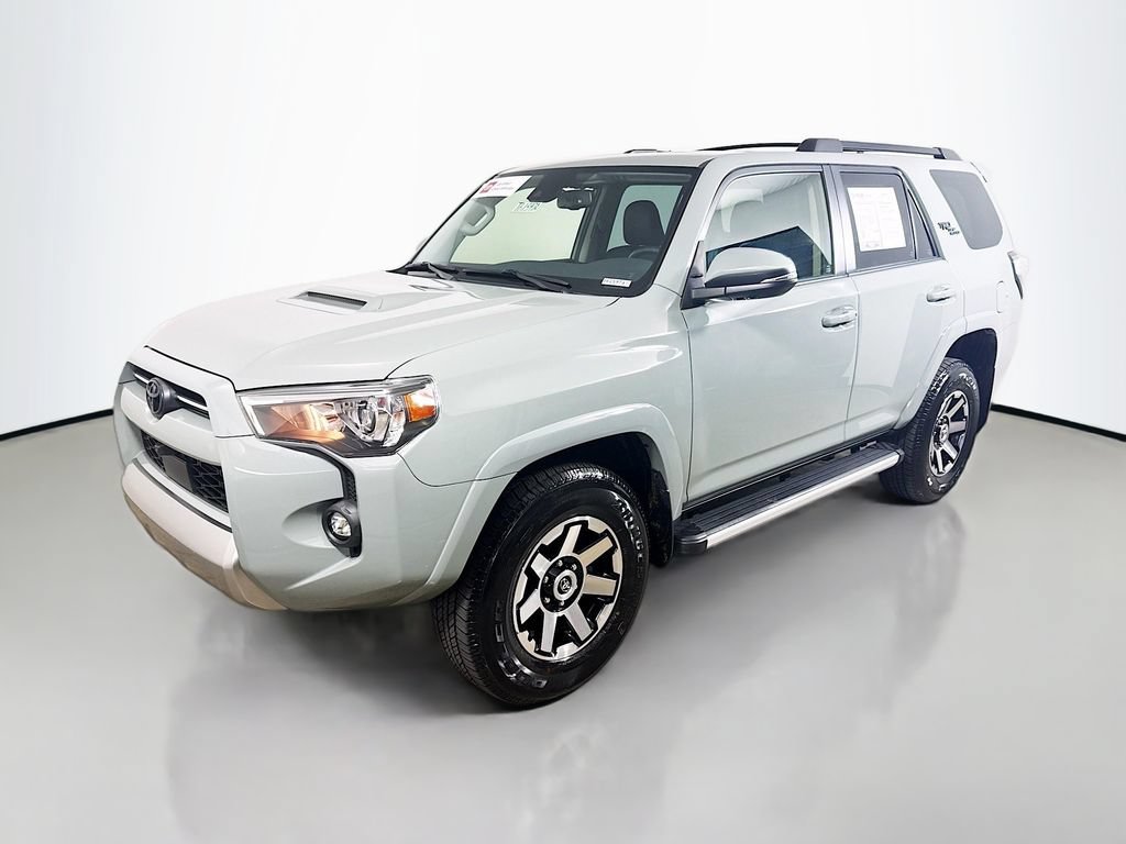 Used 2023 Toyota 4Runner TRD Off-Road Premium w/ Off Road Premium Plus Package AWD/4WD image 3