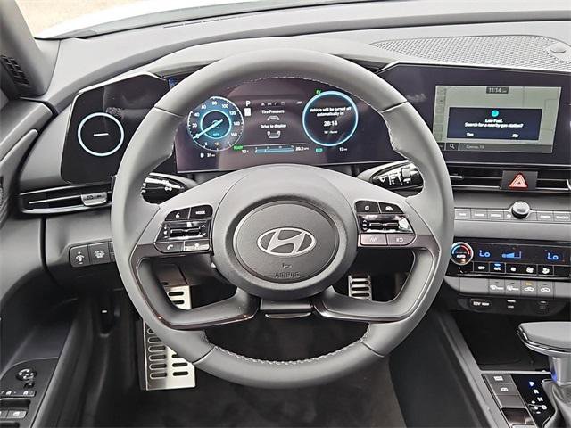 New 2025 Hyundai Elantra SEL image 20