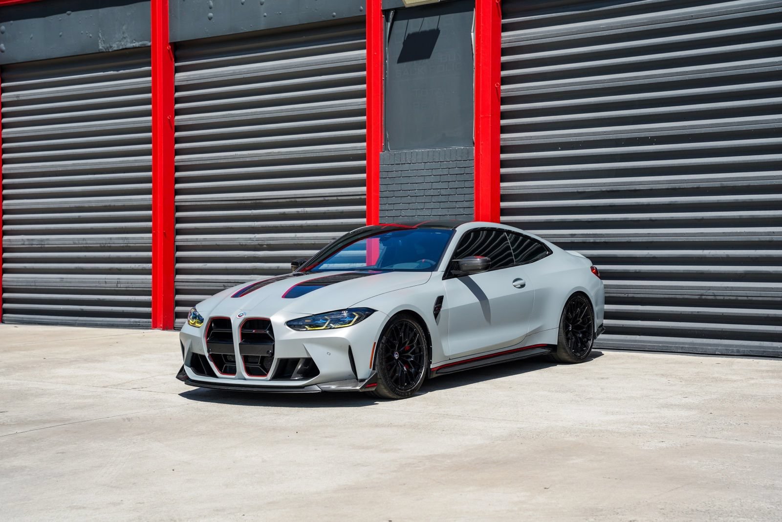 Used 2023 BMW M4 CSL RWD image 1
