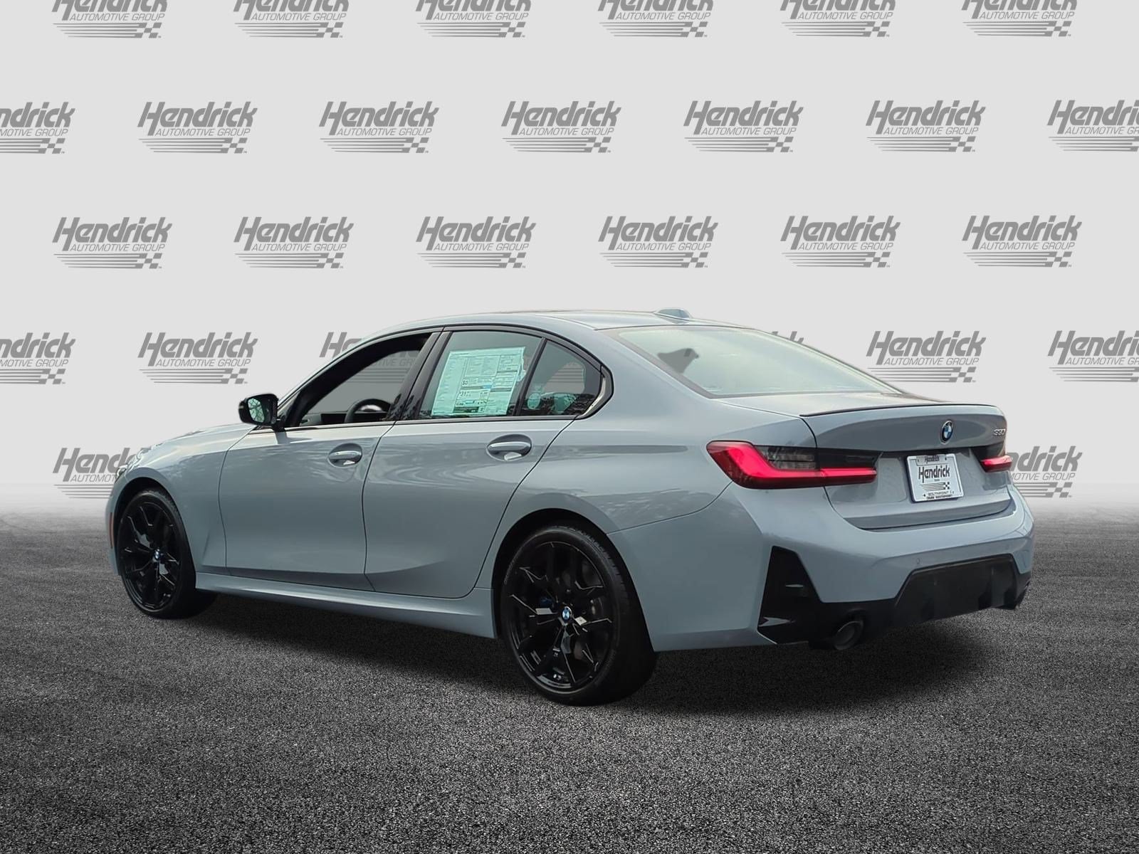 Used 2026 BMW 330i Sedan w/ M Sport Package RWD image 8