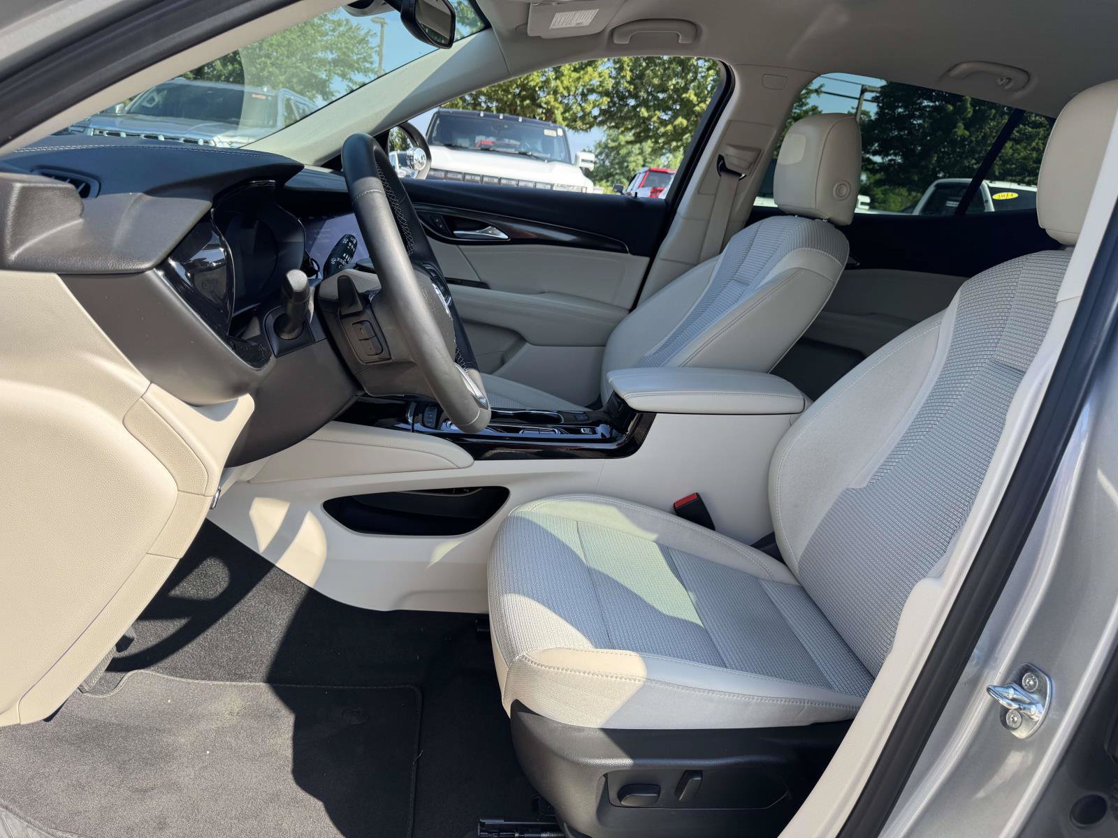 Used 2023 Buick Envision Preferred AWD/4WD image 13