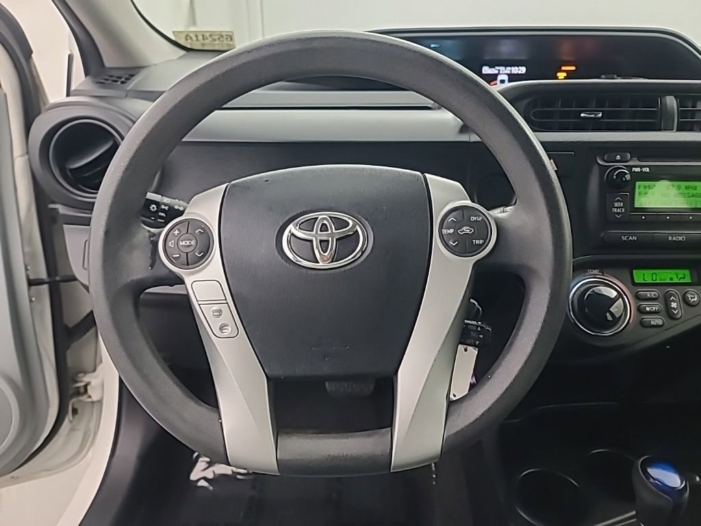Used 2014 Toyota Prius C Two image 31