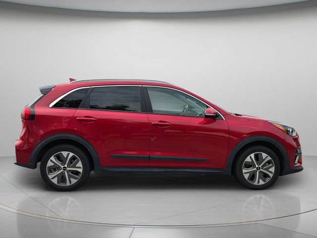 Used 2022 Kia Niro EX Premium w/ Cold Weather Package FWD image 7