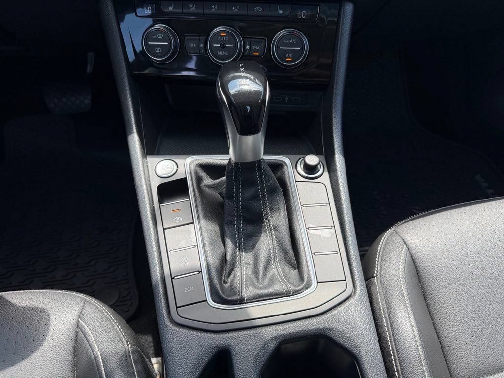 Certified 2022 Volkswagen Jetta SE FWD image 18