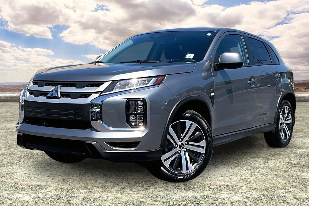 Used 2025 Mitsubishi Outlander Sport ES image 3