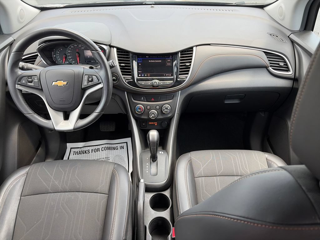 Used 2022 Chevrolet Trax LT w/ Midnight Edition AWD/4WD image 10