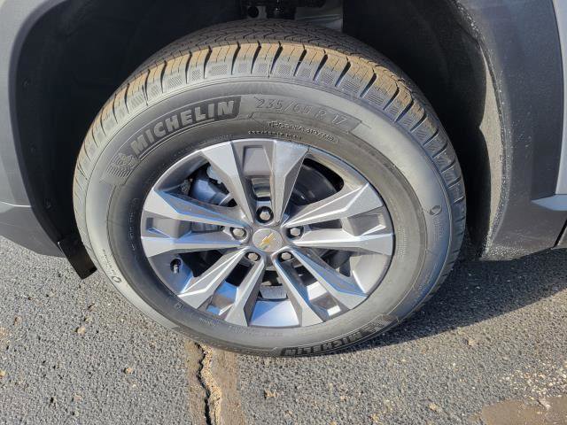 New 2026 Chevrolet Equinox LT w/ Safety and Technology Package AWD/4WD image 5