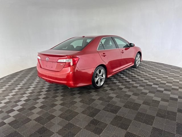 Used 2012 Toyota Camry SE FWD image 5