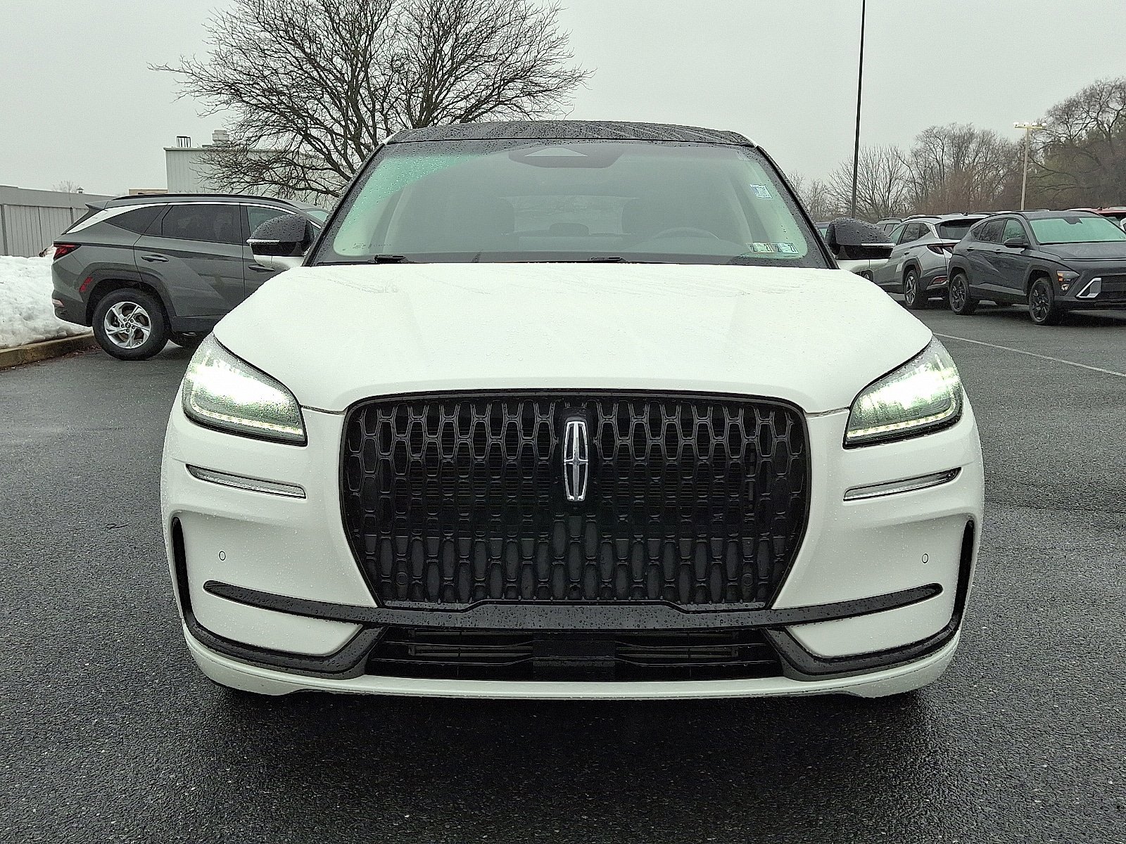 Used 2023 Lincoln Corsair AWD w/ Equipment Group 101A image 2