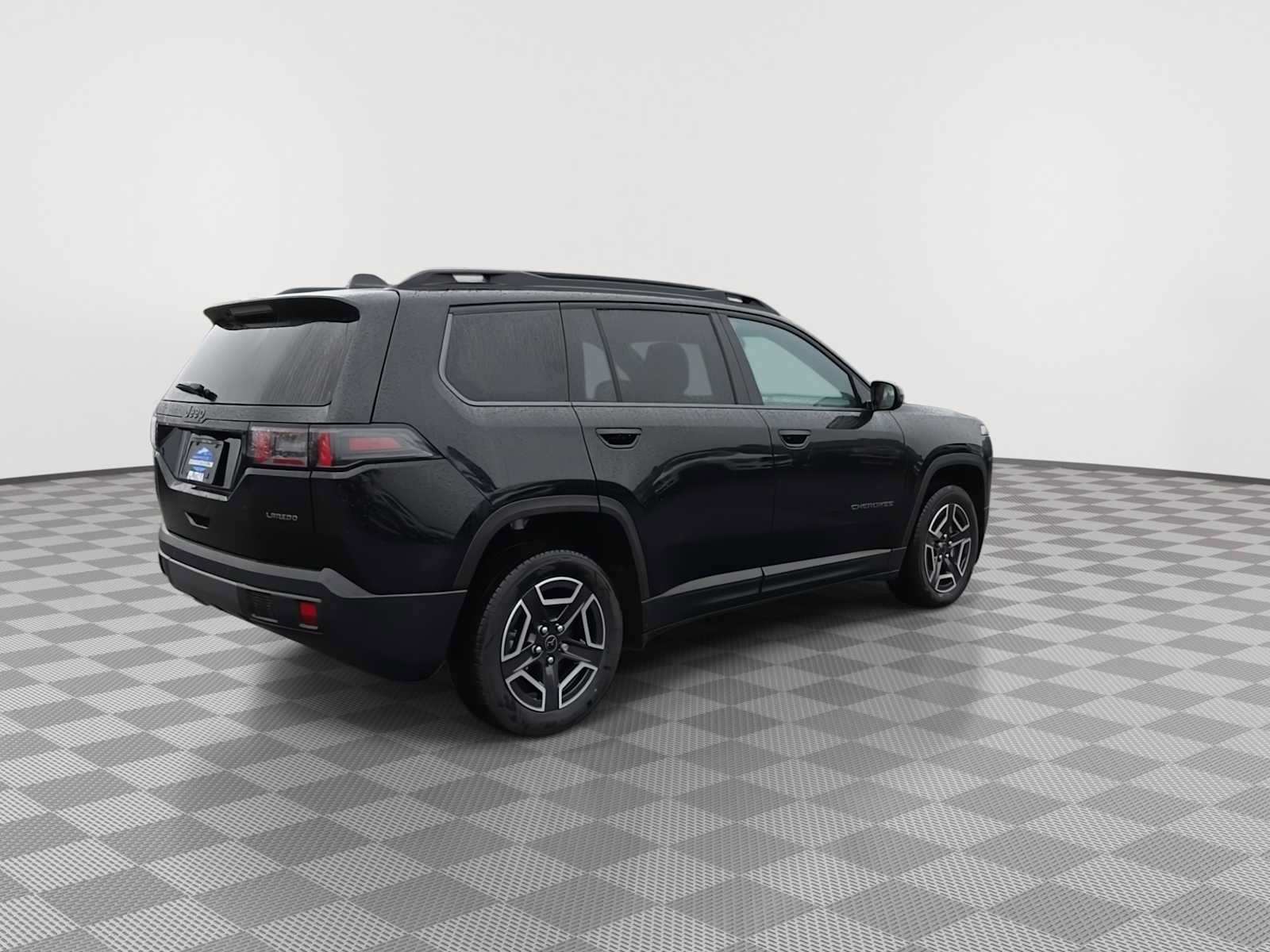 New 2026 Jeep Cherokee Laredo AWD/4WD image 8