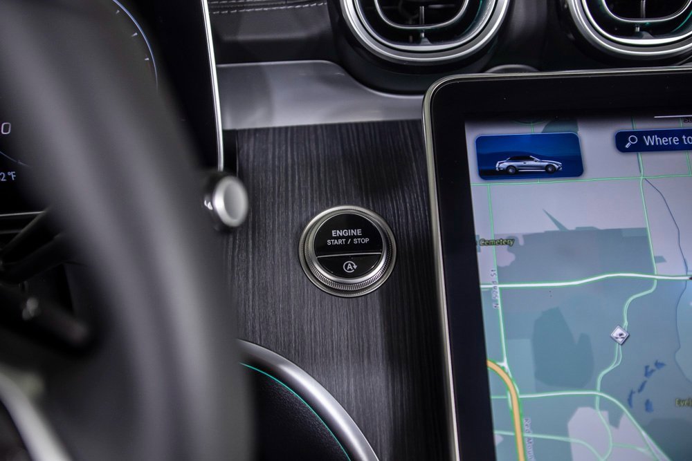 Used 2025 Mercedes-Benz CLE 300 4MATIC Cabriolet image 30