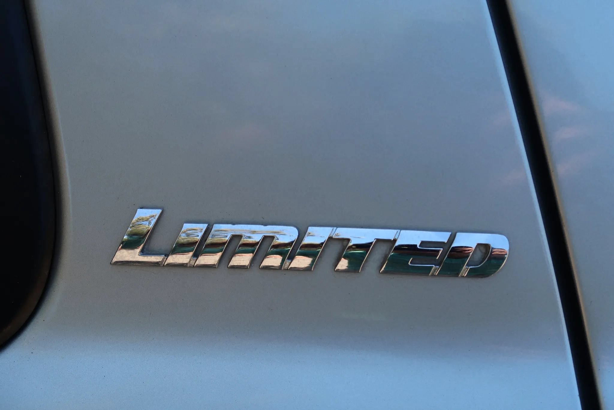 Used 2010 Toyota Sequoia Limited RWD image 28