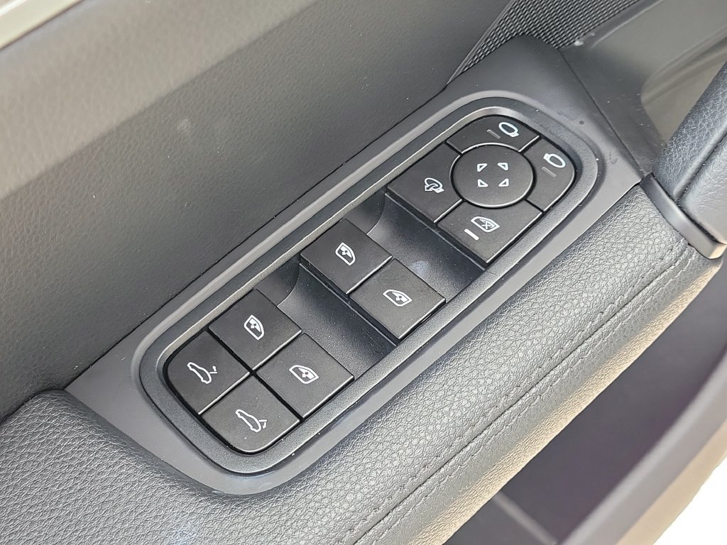 Certified 2026 Porsche Cayenne Coupe AWD/4WD image 26