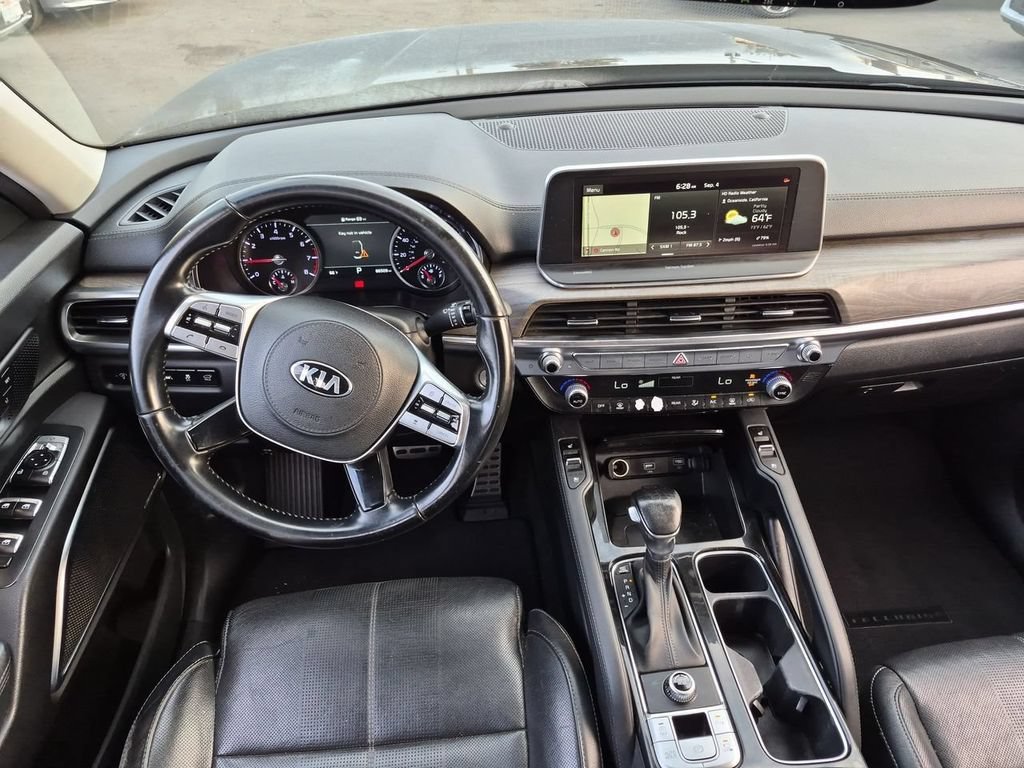 Used 2020 Kia Telluride SX w/ Towing Package FWD image 21
