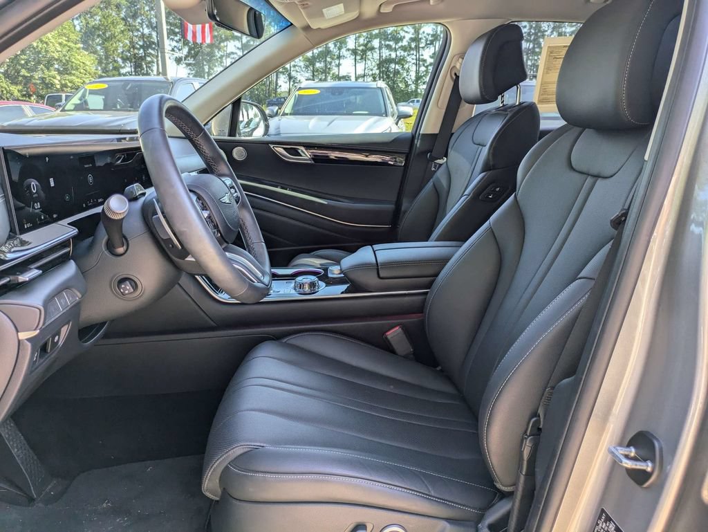 Used 2025 Genesis GV80 2.5T Standard AWD/4WD image 19