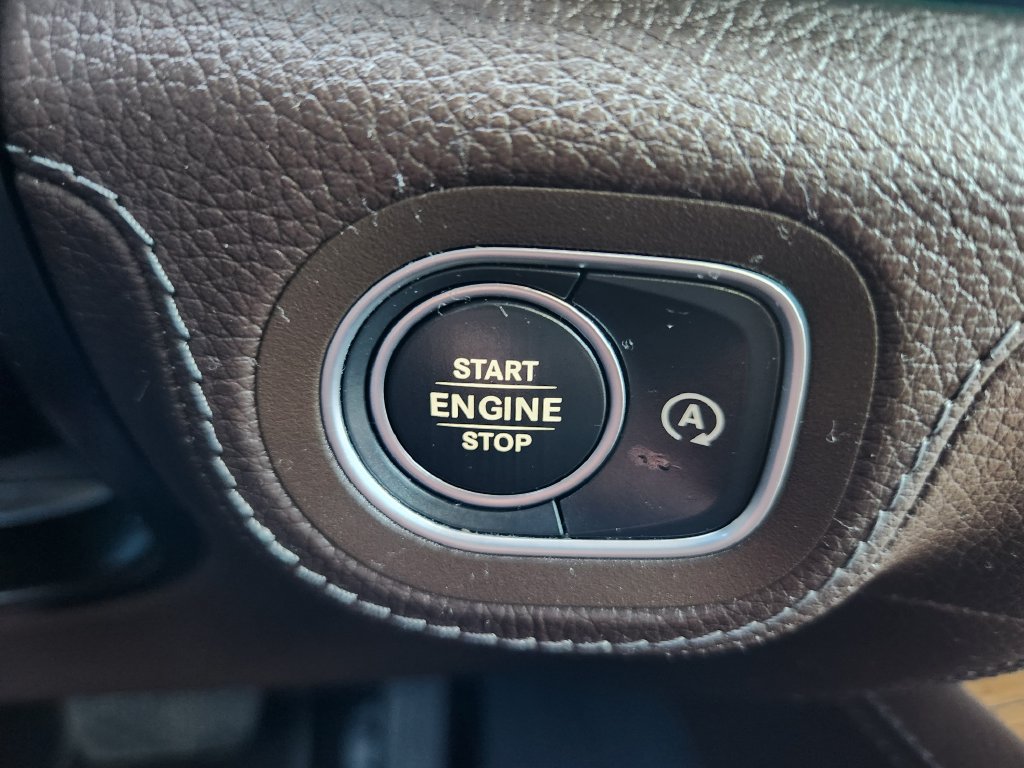 Used 2022 Mercedes-Benz GLE 350 4MATIC image 24
