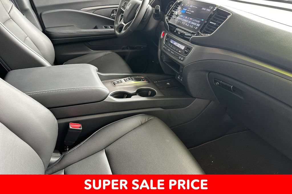 Used 2025 Honda Ridgeline RTL image 14